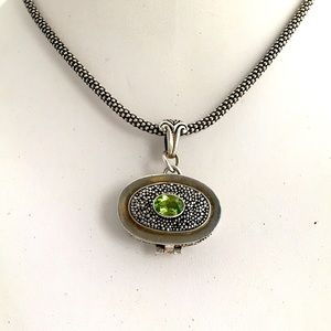 Bali sterling peridot Prayer Box pendant Vintage
